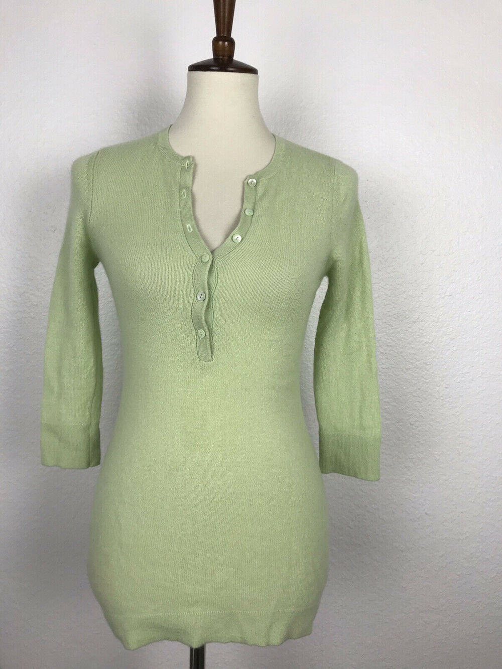 Barneys New York Button Front Pullover Cashmere Sweater